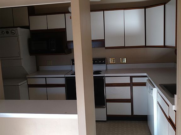 5th image of 412 E Pall Mall St