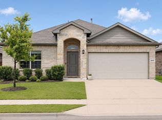 8605 Mirror Lake Dr, Fort Worth, TX 76179