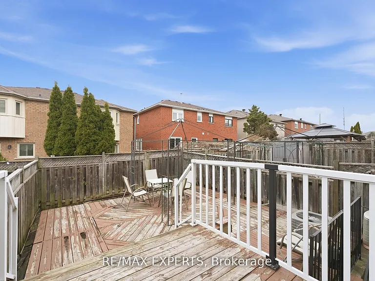 22 Wedgewood Pl — Photo 36