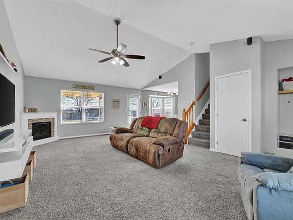 4th image of 7050 Dutchland Blvd