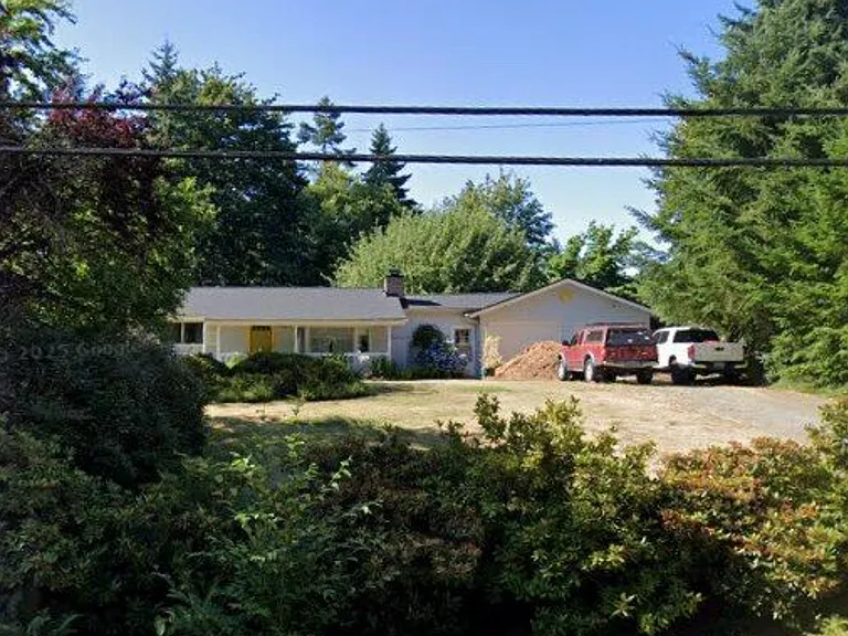 SE 134th St — Photo 1