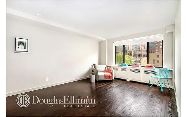 Rented by Douglas Elliman | media 27