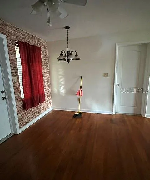 248 S Clayton St — Photo 4