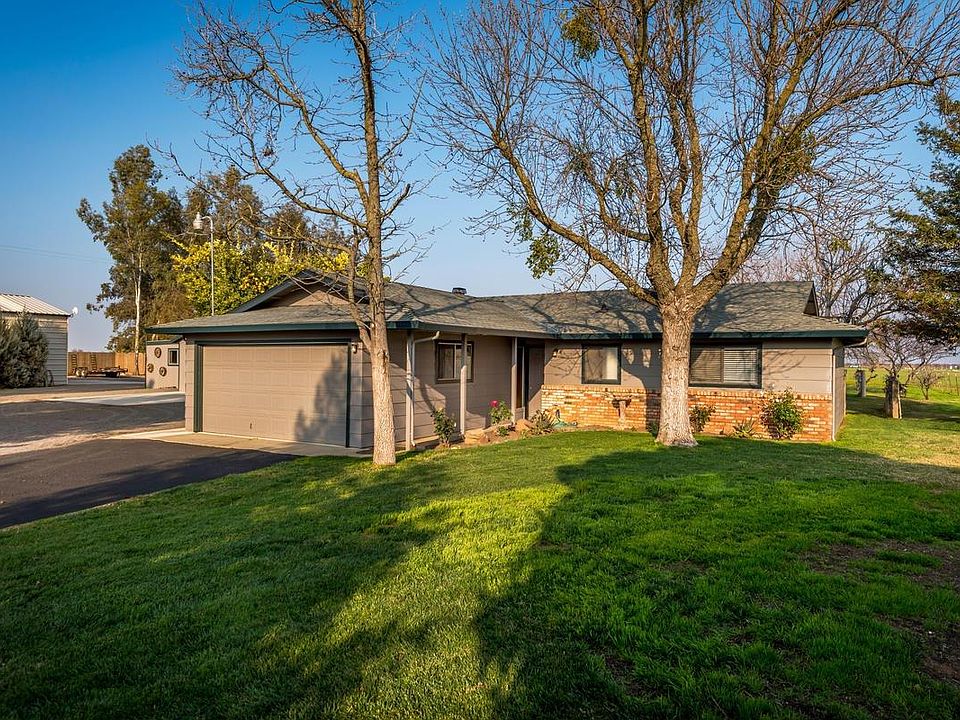 1st image of 2557 Oakley Ln
