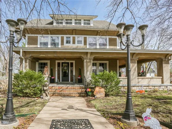 1601 W Main St, Blue Springs, MO 64015