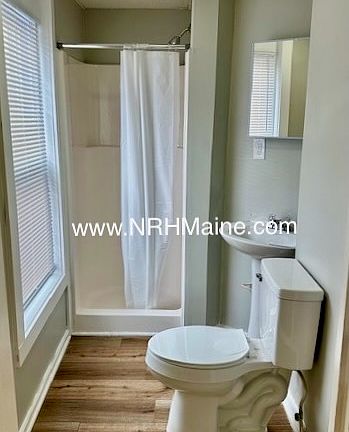 4th image of 1 Bartlett St #17294942