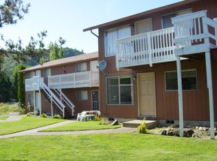 137 Taft Dr APT 3, Roseburg, OR 97470