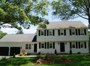 4 Meeting House Cir, East Sandwich, MA 02537