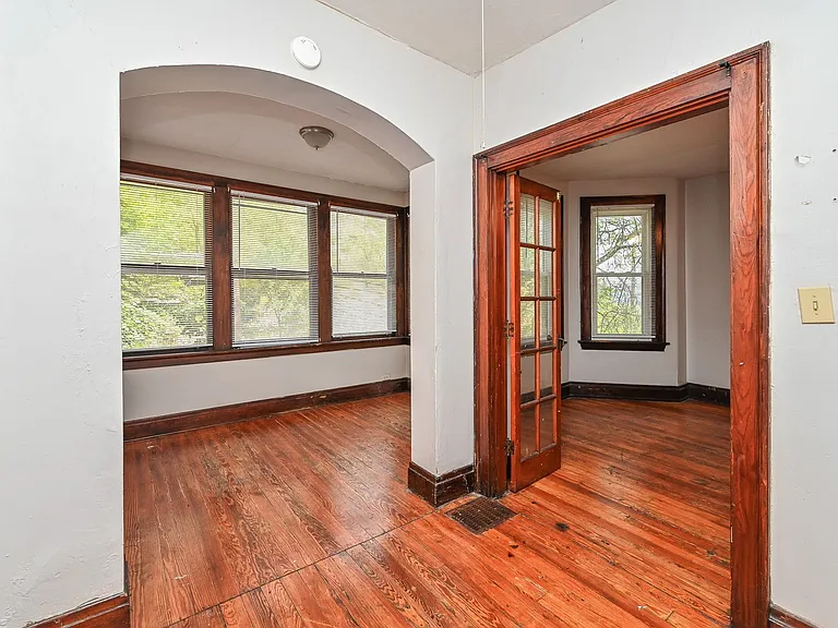 2125 W Clifton Ave #B — Photo 3