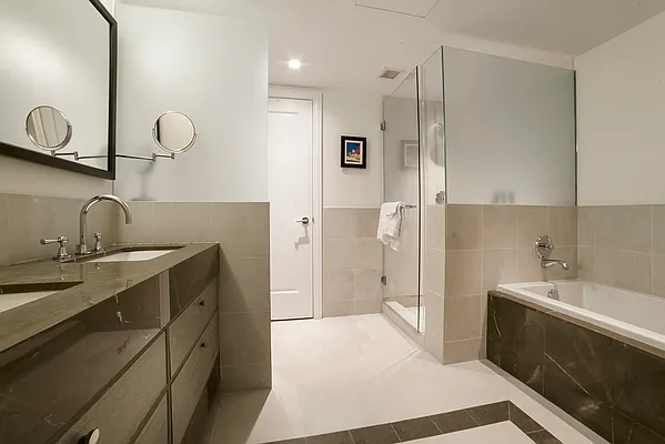 Rented by LUXE RESIDENCES INTERNATIONAL LLC | media 5