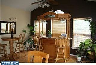 5th image of 92 Orlando Dr