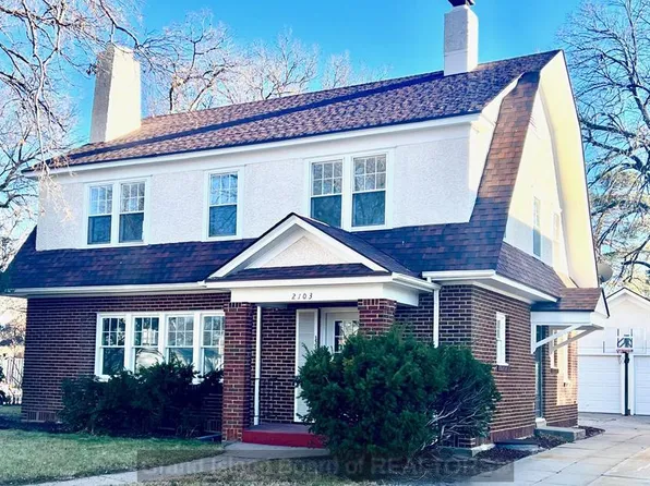 2103 W Koenig St, Grand Island, NE 68803
