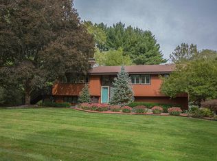 184 Green River Rd, Alford, MA 01266