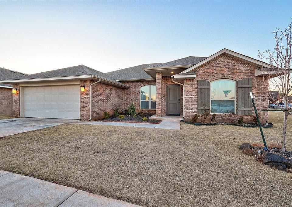 1st image of 18233 Sunny Stone Ln