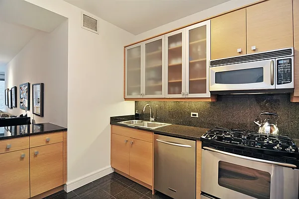 Sold by Corcoran | media 2
