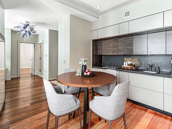 4th image of 55 Wall St APT 800