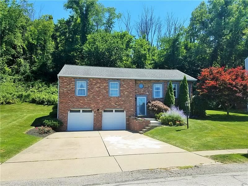1st image of 709 Brooketree Ct