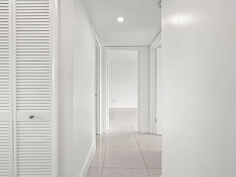 9170 Fontainebleau Blvd #301 — Photo 18
