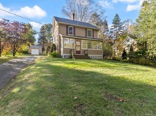 75 Main St, Middlefield, CT 06455