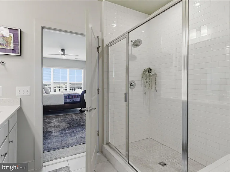 100 Saint Ives Pl #403 — Photo 14