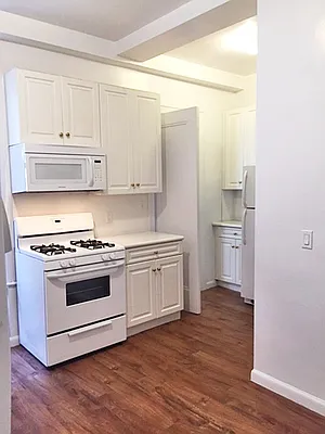 Rented by Rachel Realty | media 44