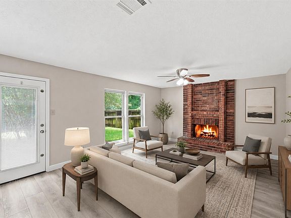 4th image of 5502 Maple Square Dr