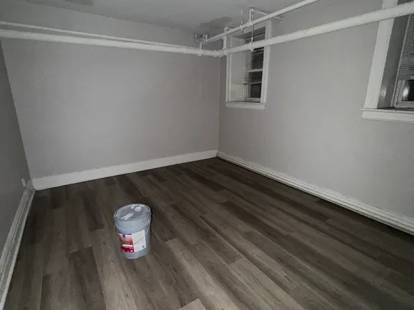 7328 Kennedy Boulevard image 1 of 12