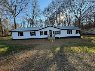 39 Julian Westmoreland Dr, Martin, GA 30557