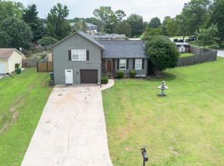 3802 Saddle Ridge Dr, Snellville, GA 30039
