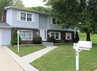 603 Steamboat Dr, Washington, MO 63090