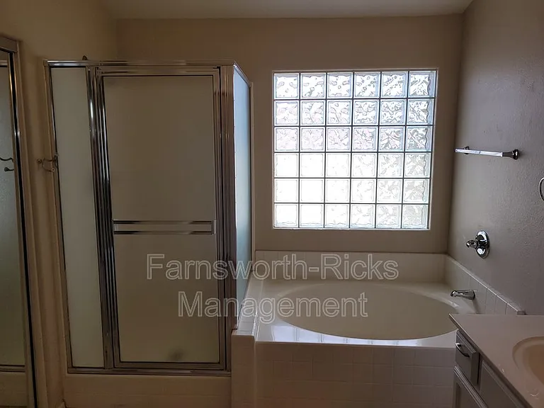 1270 W Flintlock Way — Photo 22