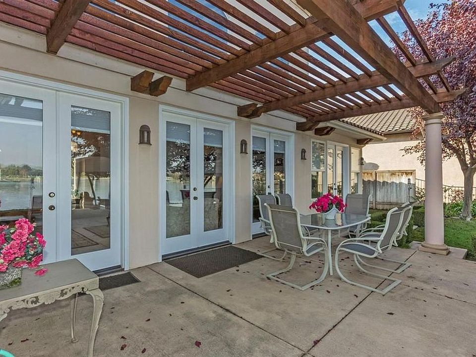 1st image of 4571 N Outlook Ct