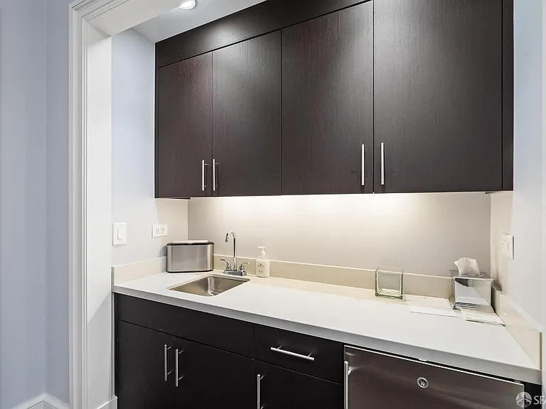 690 Market St #2202 — Photo 36