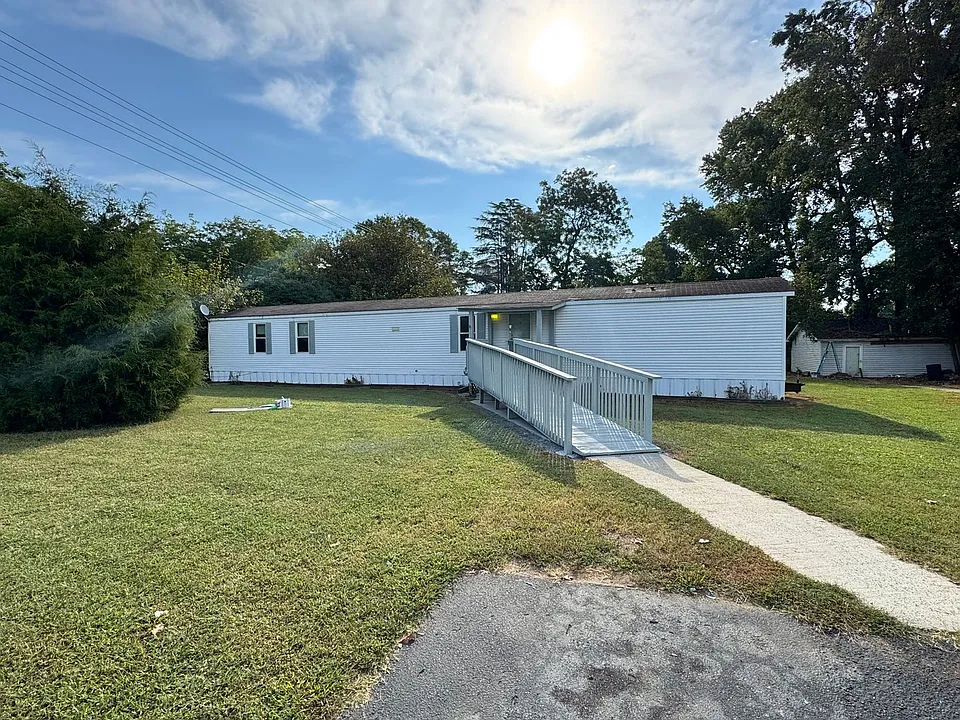 101 Rustling Wind Dr