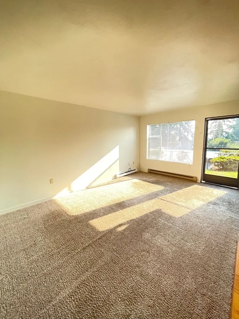 5127colbyave — Photo 3