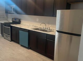 140 S Sacramento Blvd, Chicago, IL 60612