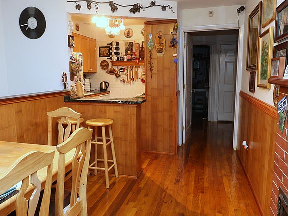 4th image of 125 28th Ave APT 1A