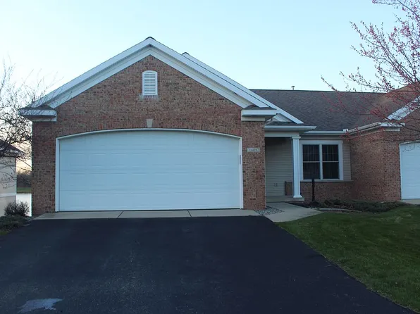 6087 Elmwood Lake Dr, Hudsonville, MI 49426