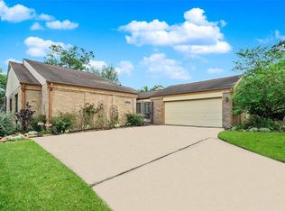 11626 Cedar Creek Dr, Houston, TX 77077