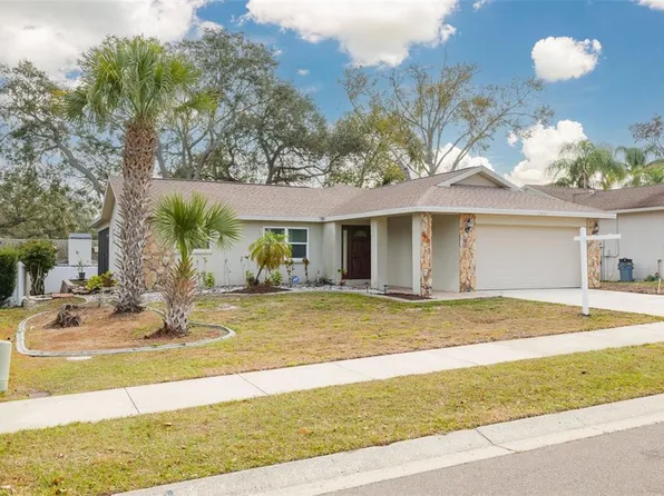 3310 Briarwood Ln, Safety Harbor, FL 34695