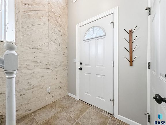 4th image of 7409 W 50th St