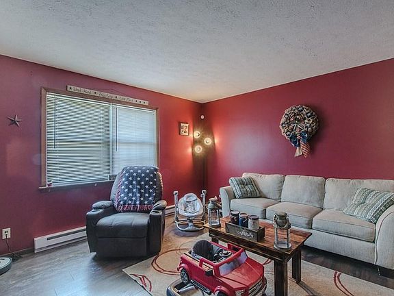 5th image of 123 N Martin Dr