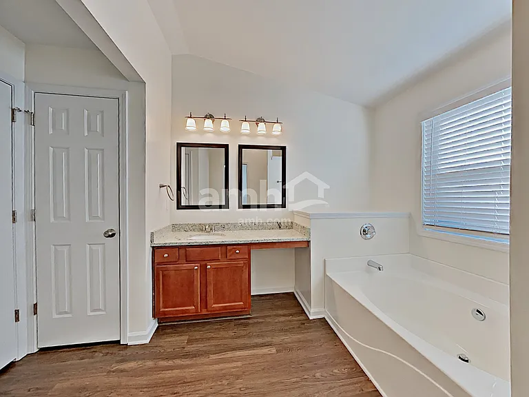 2972 Briaroak Dr — Photo 13