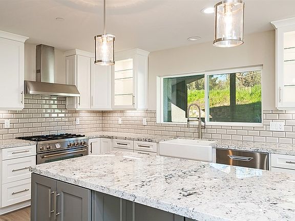 Desirable center island!