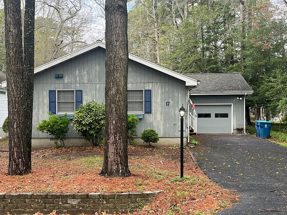 17 Sundial Cir
