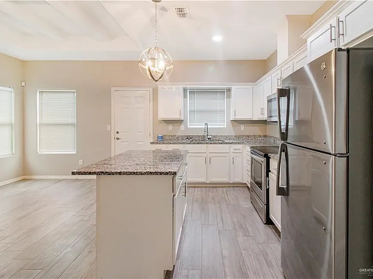 1809 Stauffer St #4 — Photo 4