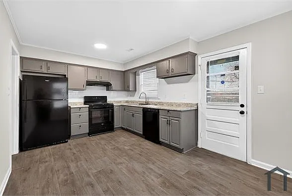 2637 Dalecrest Dr — Photo 5