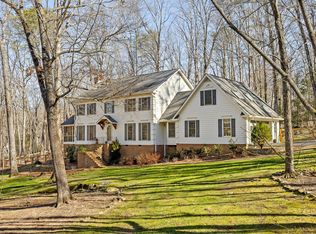 609 Dunsinane Rd, Signal Mountain, TN 37377