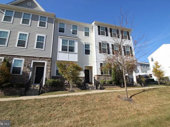 15 Nottingham Ln, Hatboro, PA 19040