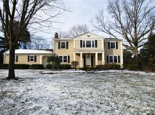 1324 Ledgewood Dr, Akron, OH 44333